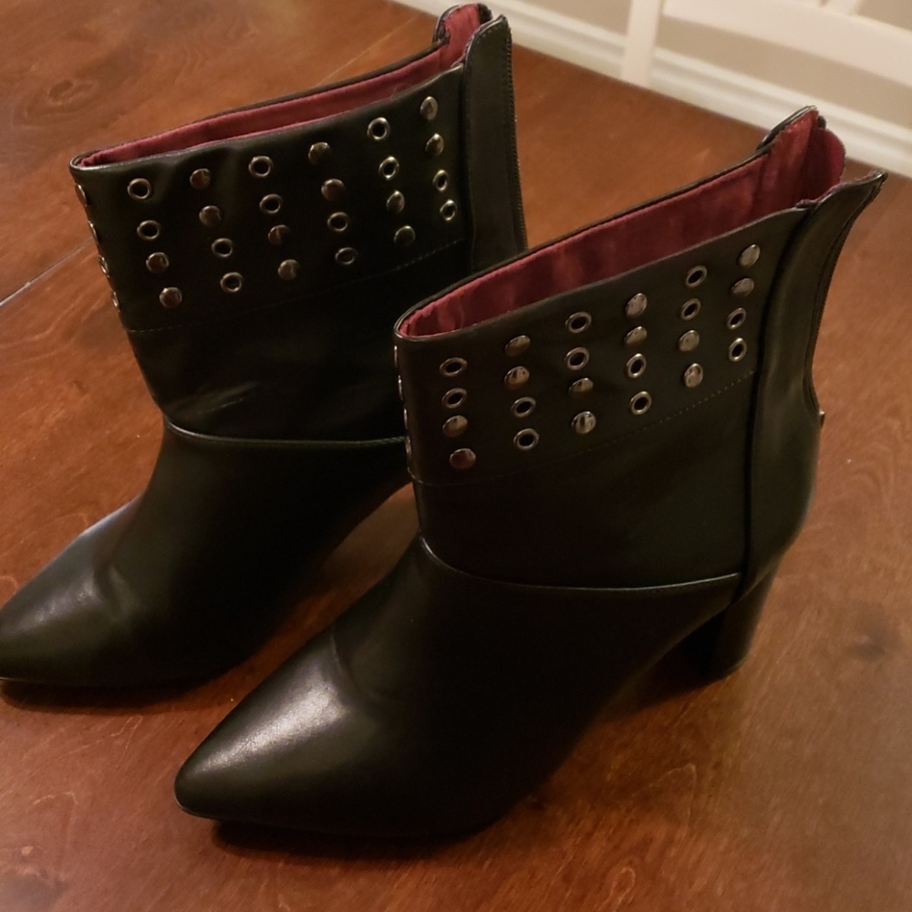 Cloudwalkers by Avenue Booties
